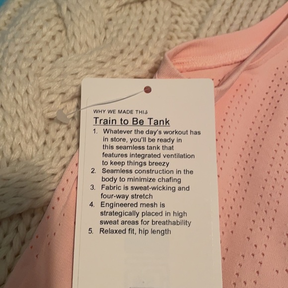 Lululemon Train to be tank - Picture 5 of 6